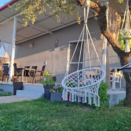 Olive Holiday home